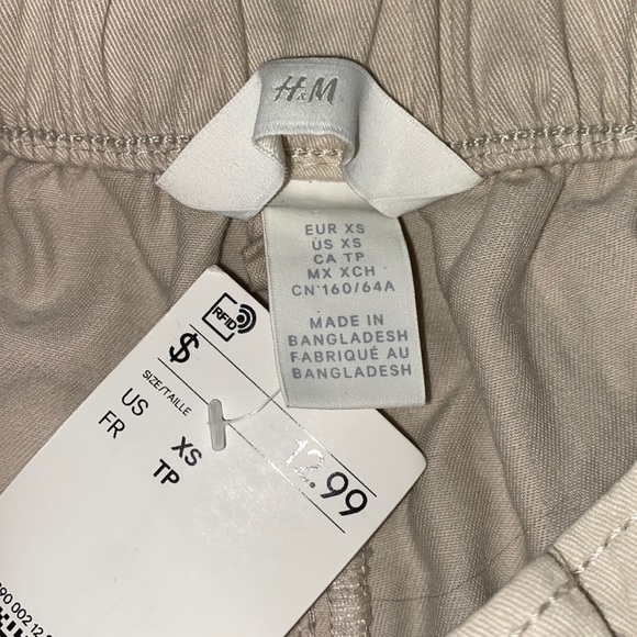 Size XS shorts, NEW - Picture 4 of 4